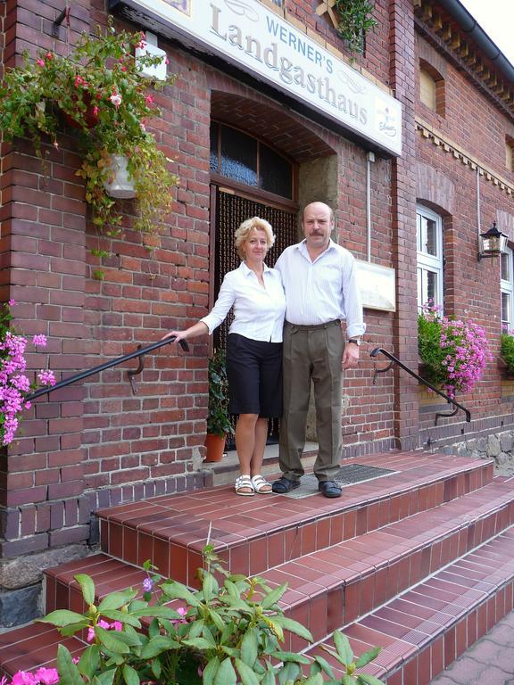 Werners Landgasthaus Lieskau Ngoại thất bức ảnh